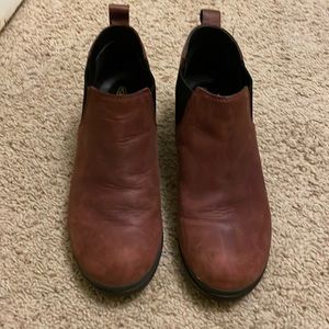 Keen Low Heel Boots 8.5